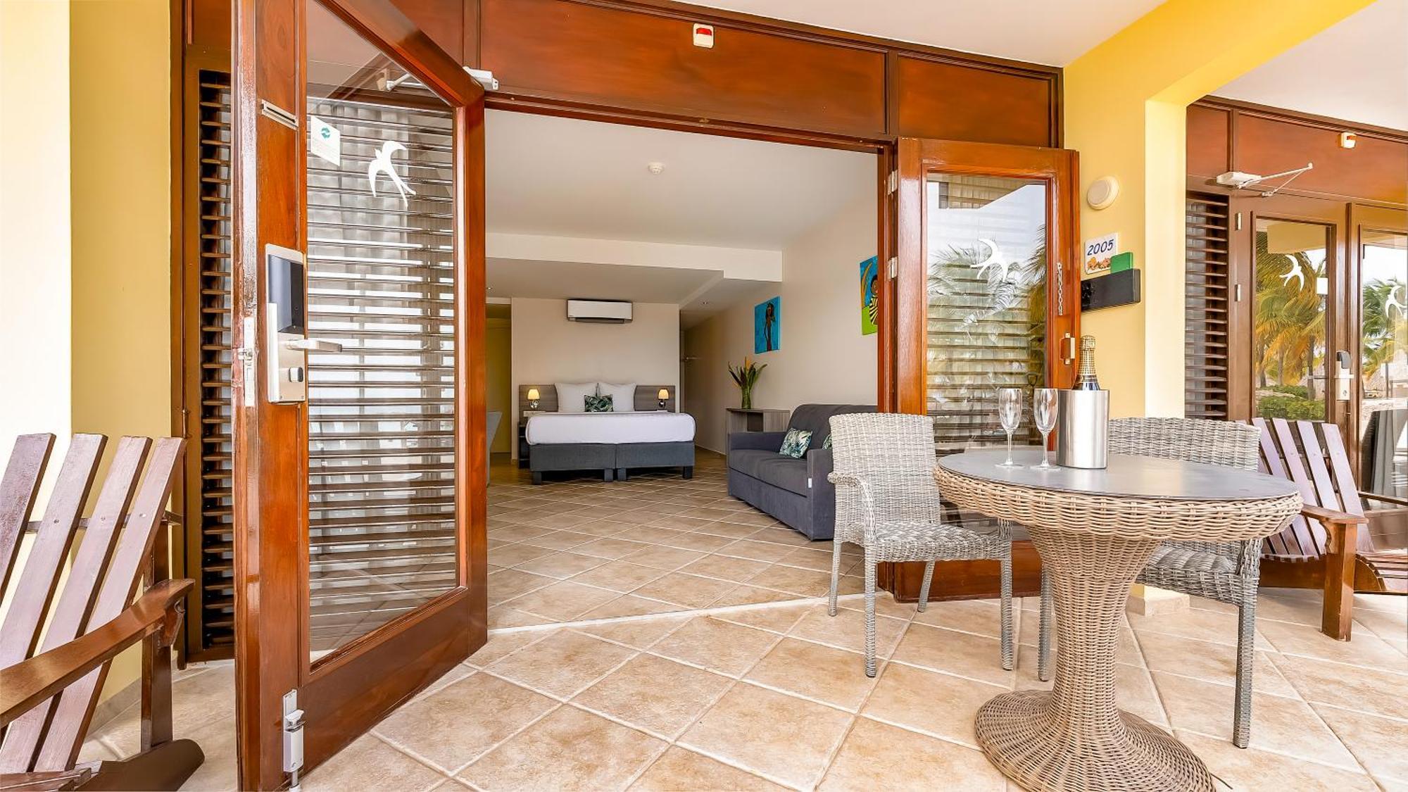 Lionsdive Beach Resort Curacao Екстериор снимка